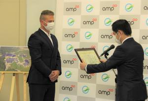 感謝状贈呈時の画像