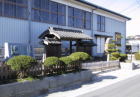 克己堂の門