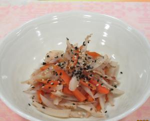 野菜の皮の梅きんぴら