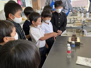 三新化学５