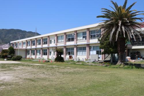 柳井南小学校の校舎