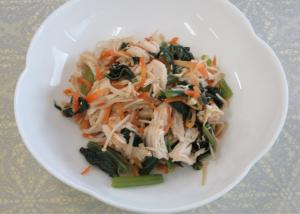 たんぱく質を摂りたいときの中華サラダ写真