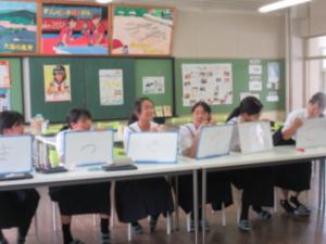 全校集会
