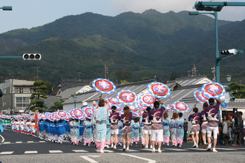柳井まつり花傘踊りの写真