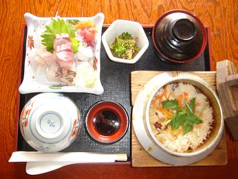 釜飯の画像です。