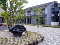 柳井小学校の校舎の写真です。