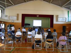 学校運営協議会でのベースアップ研修の様子