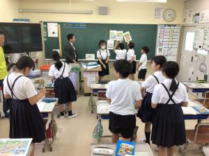 税金の使われ方を考える子どもたち