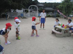 中学生のお兄さんお姉さんに遊んでもらったよ