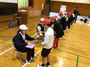 プレゼントの贈呈