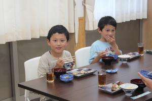 給食３