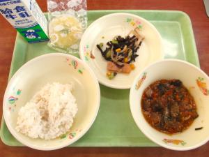 給食