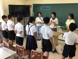 百人一首を詠むところ