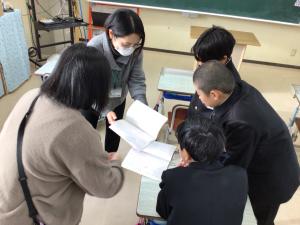 中学生のノートを見学