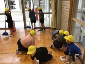 オープンスペースの掃除2