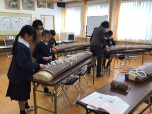 お筝の練習をするところ