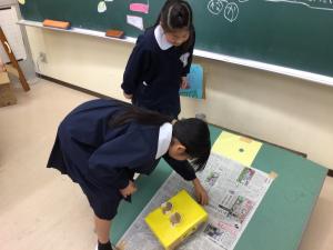 おもちゃのコーナーで遊ぶところ