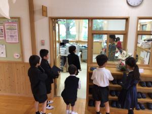 2年生がお手本を見せるところ
