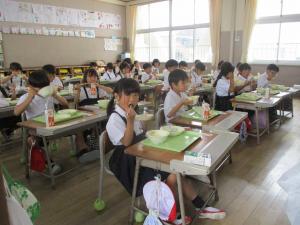 1年生給食