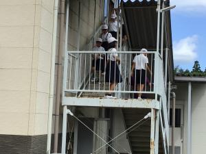 安全な経路で避難