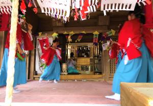 南山神社神楽
