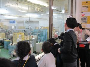 菓子乃季工場の中の見学