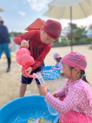 水遊び