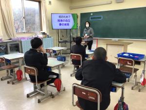 お話を聞くところ