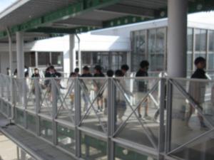 案内（渡り廊下）