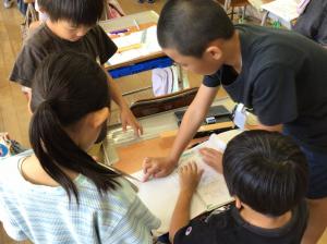問題を解いている様子